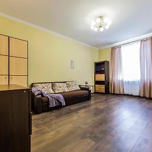 https://uutnaya-2-comnatnaya-apartments-in-istoricheskom-centre.hotels-of-kiev.com